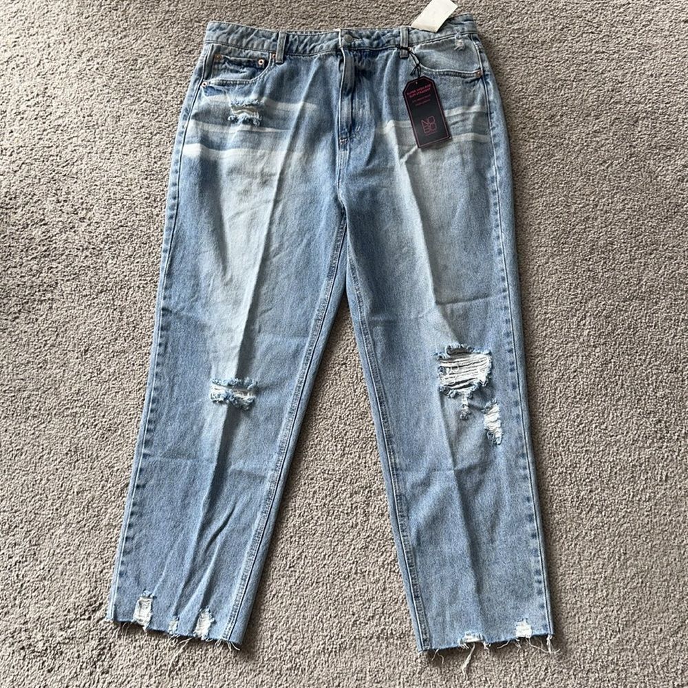 No Boundaries Cropped High Rise Jeans!
